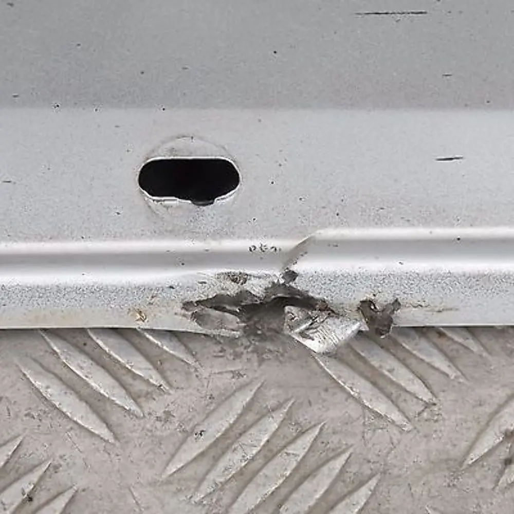 lift Nakładka listwa na próg lewa do BMW E60 E61 o numerze 51770422464 BMW E60 E61 lift Nakładka listwa na próg lewa - SKU 0422464-TS - Numer Części 51770422464