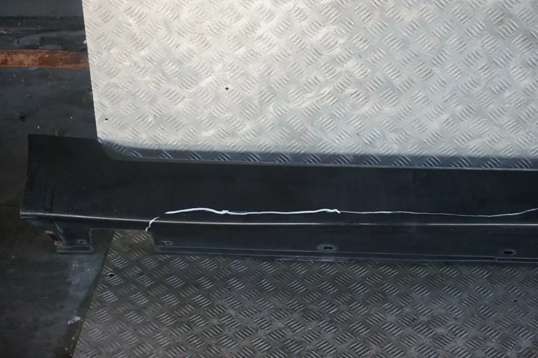 BMW 5 Series E60 E61 LCI Door Sill Cover Side Skirt Right O/S Schwarz 2 Black - SKU 0422465-SCH1 - Part number 0422465
