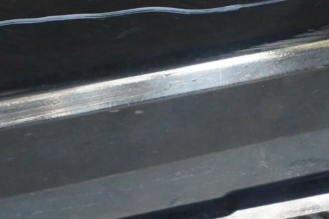 BMW E60 E61 LCI Listello Portiera Apertura Gonna Destro Nero 2 - 668 - SKU 0422465-SCH1 - Numero di parte 0422465