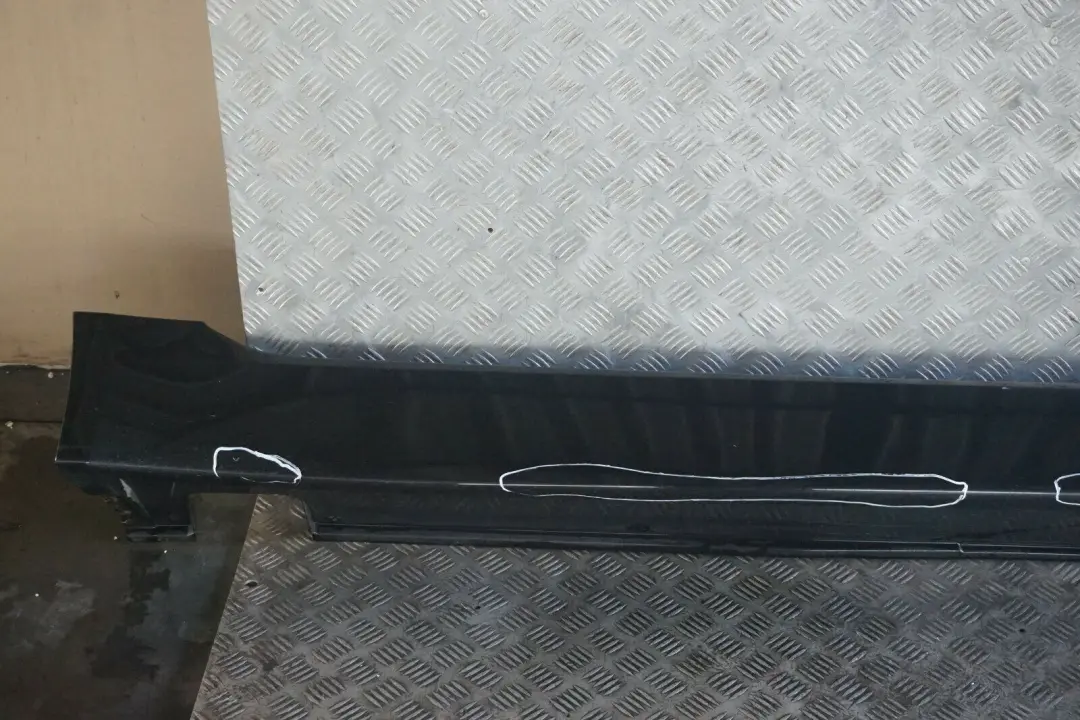 Door Sill Cover Side Skirt Right O/S Schwarz 2 Black to BMW 5 Series E60 E61 LCI 2 with Part number 0422465 BMW 5 Series E60 E61 LCI 2 Door Sill Cover Side Skirt Right O/S Schwarz 2 Black - SKU 0422465-SCH2 - Part number 0422465