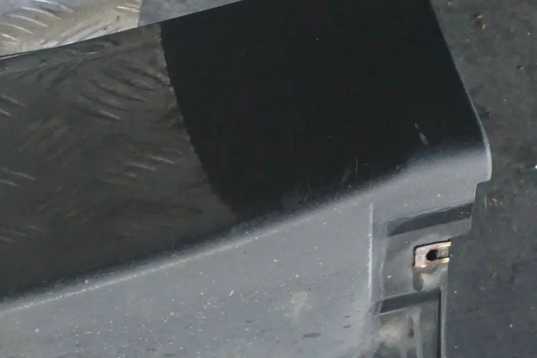 BMW E60 LCI Nakładka listwa na próg prawy schwarz - SKU 0422465-SCH2 - Numer Części 0422465