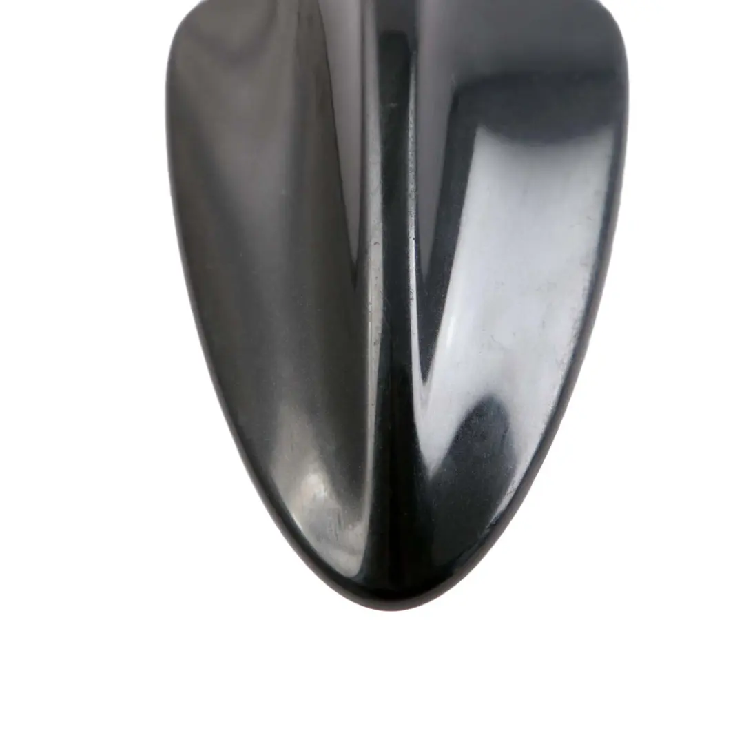 Antenna Shark Cover Black Sapphire Metallic 475 to BMW E93 F23 Convertible Tailgate with Part number 0427289 BMW E93 F23 Convertible Tailgate Antenna Shark Cover Black Sapphire Metallic 475 - SKU 0427289-BS - Part number 0427289