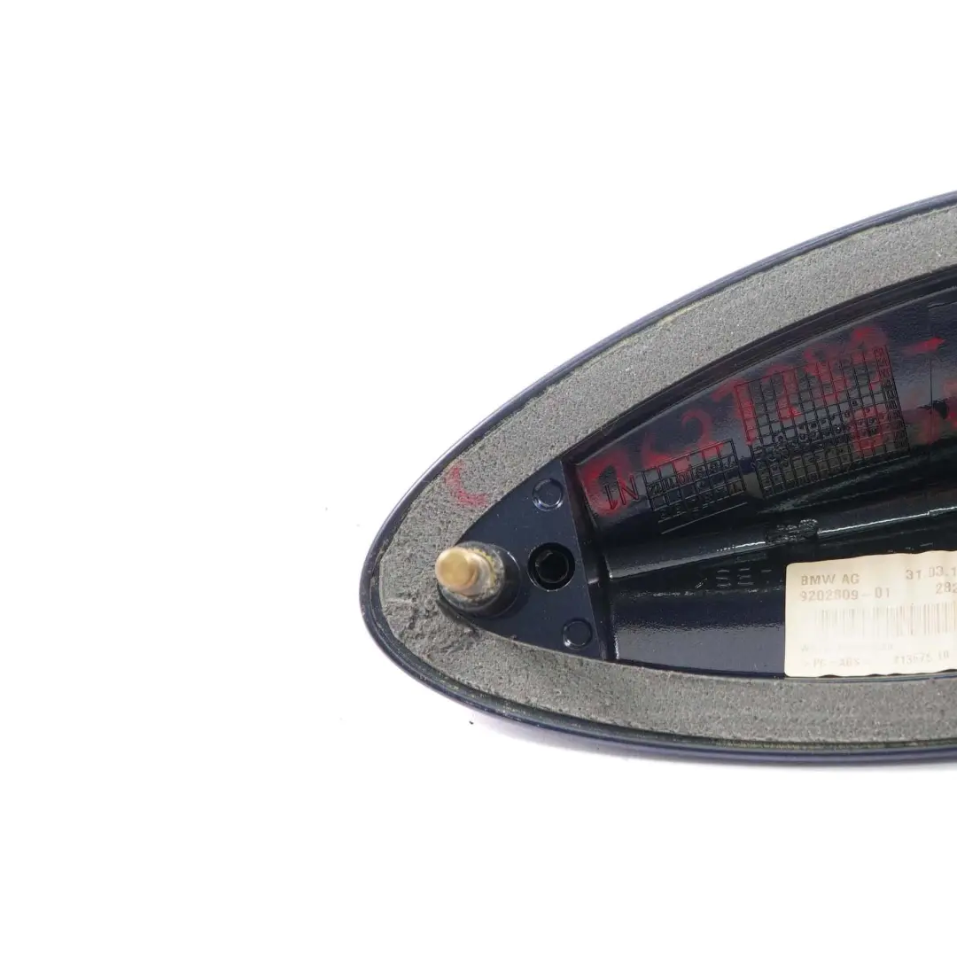 Custodia Vuota Antenna Tetto Profondo Mare Blu Metallico A76 per BMW E93 F23 con numero di parte 0427289 BMW E93 F23 Custodia Vuota Antenna Tetto Profondo Mare Blu Metallico A76 - SKU 0427289-DSB - Numero di parte 0427289