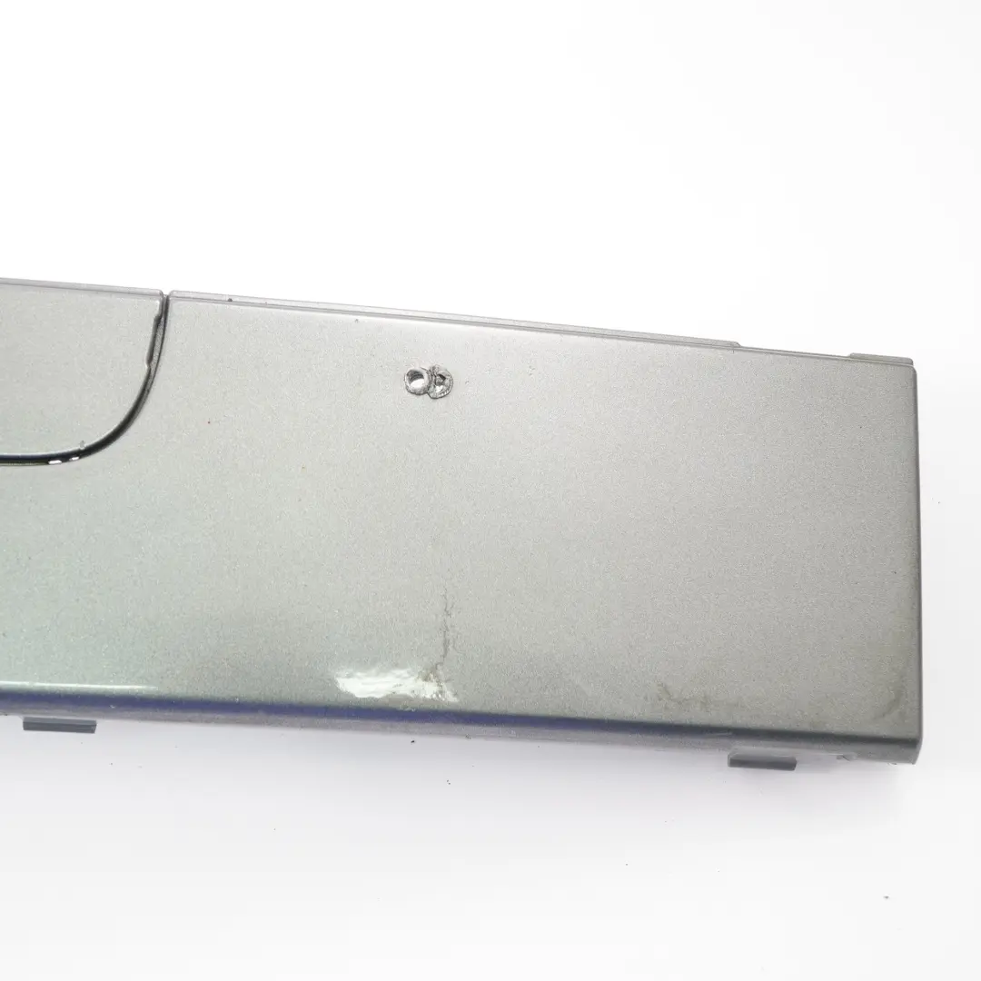 Stoßstange Blende Vorne Rechts Dark Silver Silber 871 2751562 für Mini R55 R56 mit Teilenummer 0430224 Mini R55 R56 Stoßstange Blende Vorne Rechts Dark Silver Silber 871 2751562 - SKU 0430224-DS - Teilenummer 0430224