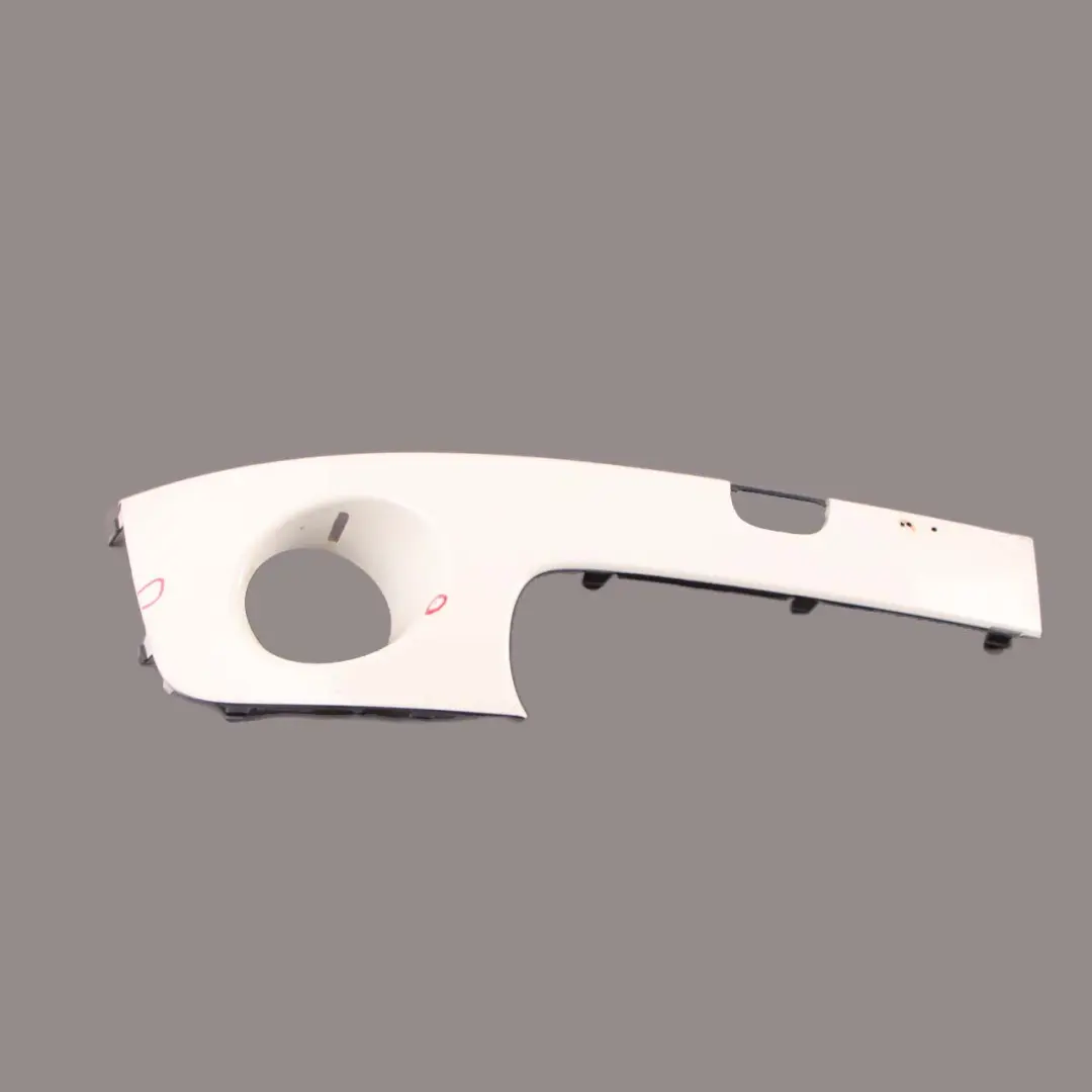 Pannello Paraurti Anteriore Trim Destro Pepper White 850 per Mini R55 R56 Cooper con numero di parte 0430224 Mini R55 R56 Cooper Pannello Paraurti Anteriore Trim Destro Pepper White 850 - SKU 0430224-PW3 - Numero di parte 0430224