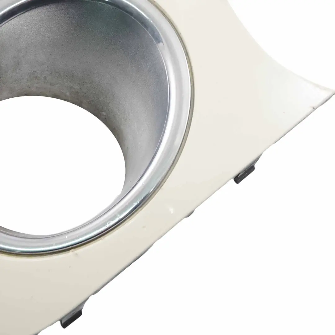 Stoßstange Blende Vorne Rechts Pepper White Weiss - 850 2751562 für Mini R55 R56 mit Teilenummer 0430224 Mini R55 R56 Stoßstange Blende Vorne Rechts Pepper White Weiss - 850 2751562 - SKU 0430224-PW4 - Teilenummer 0430224