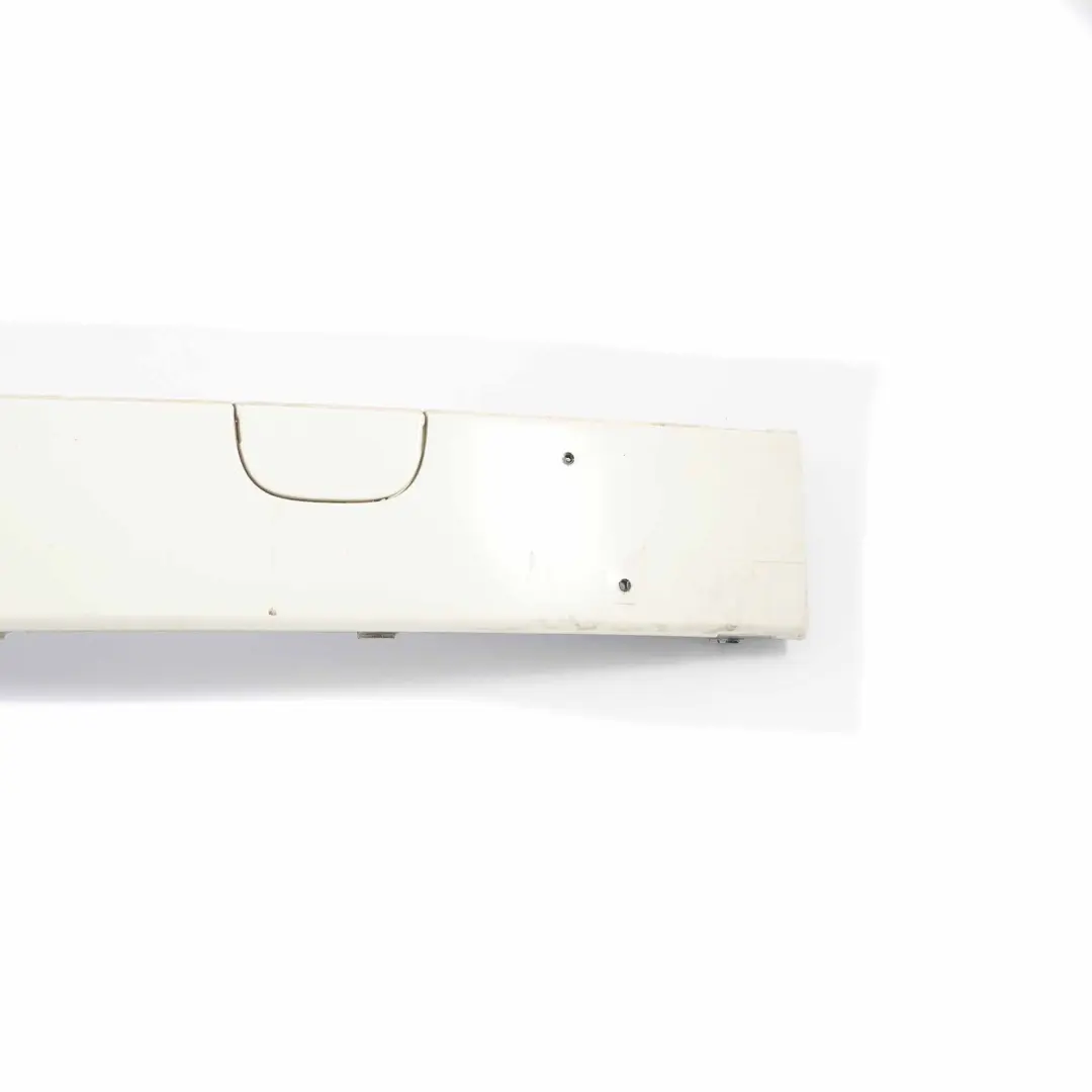 Blende Abdeckung Vorne Rechts Pepper White Weiss 2753658 für Mini Cooper R55 R56 R57 mit Teilenummer 0430226 Mini Cooper R55 R56 R57 Blende Abdeckung Vorne Rechts Pepper White Weiss 2753658 - SKU 0430226-PW3 - Teilenummer 0430226