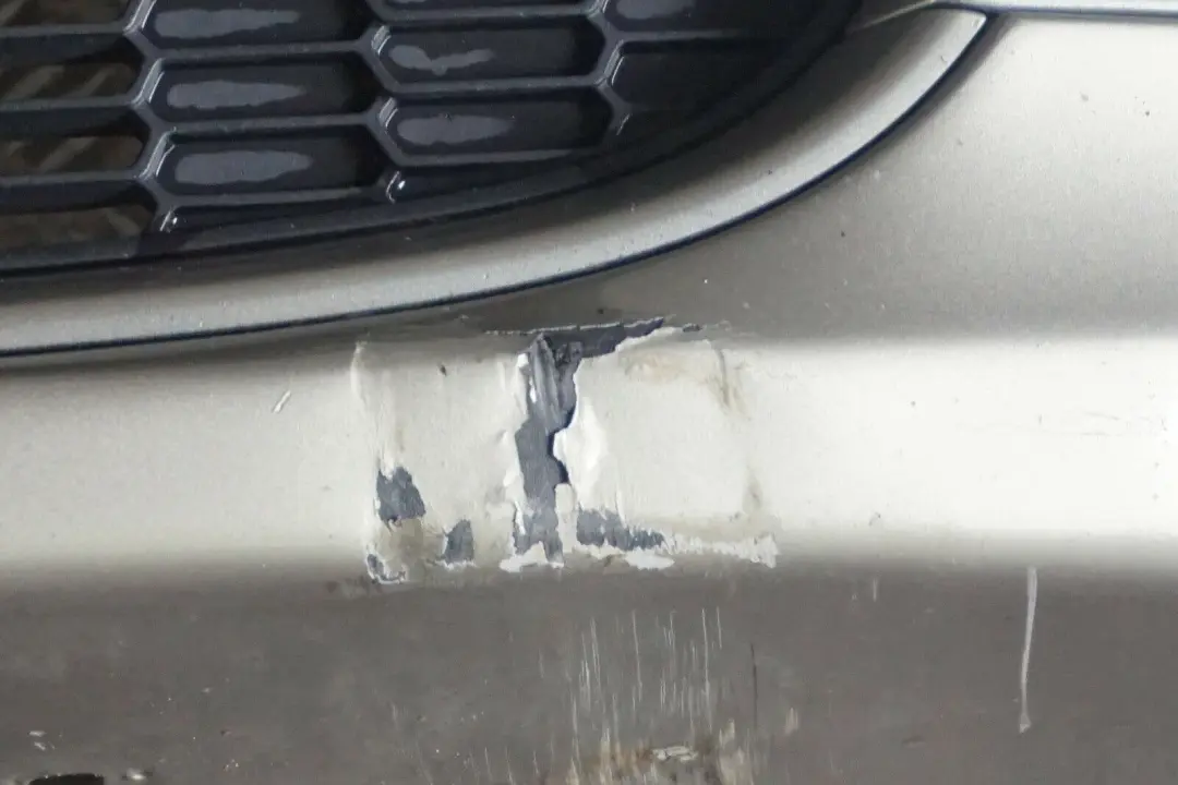 Paragolpes delantero completo Sparkling Silver para Mini Cooper S R55 R56 R57 con número de pieza 0430242 Mini Cooper S R55 R56 R57 Paragolpes delantero completo Sparkling Silver - SKU 0430242-SS - Número de pieza 0430242