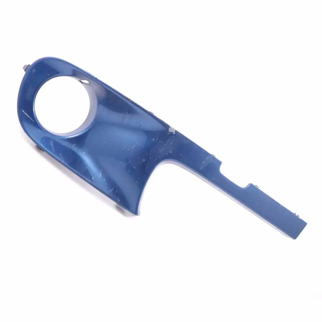 Embellecedor parachoques delantero derecho Lightning Blue A63 para Mini R55 R56 R57 con número de pieza 0430244 Mini R55 R56 R57 Embellecedor parachoques delantero derecho Lightning Blue A63 - SKU 0430244-LB2 - Número de pieza 0430244