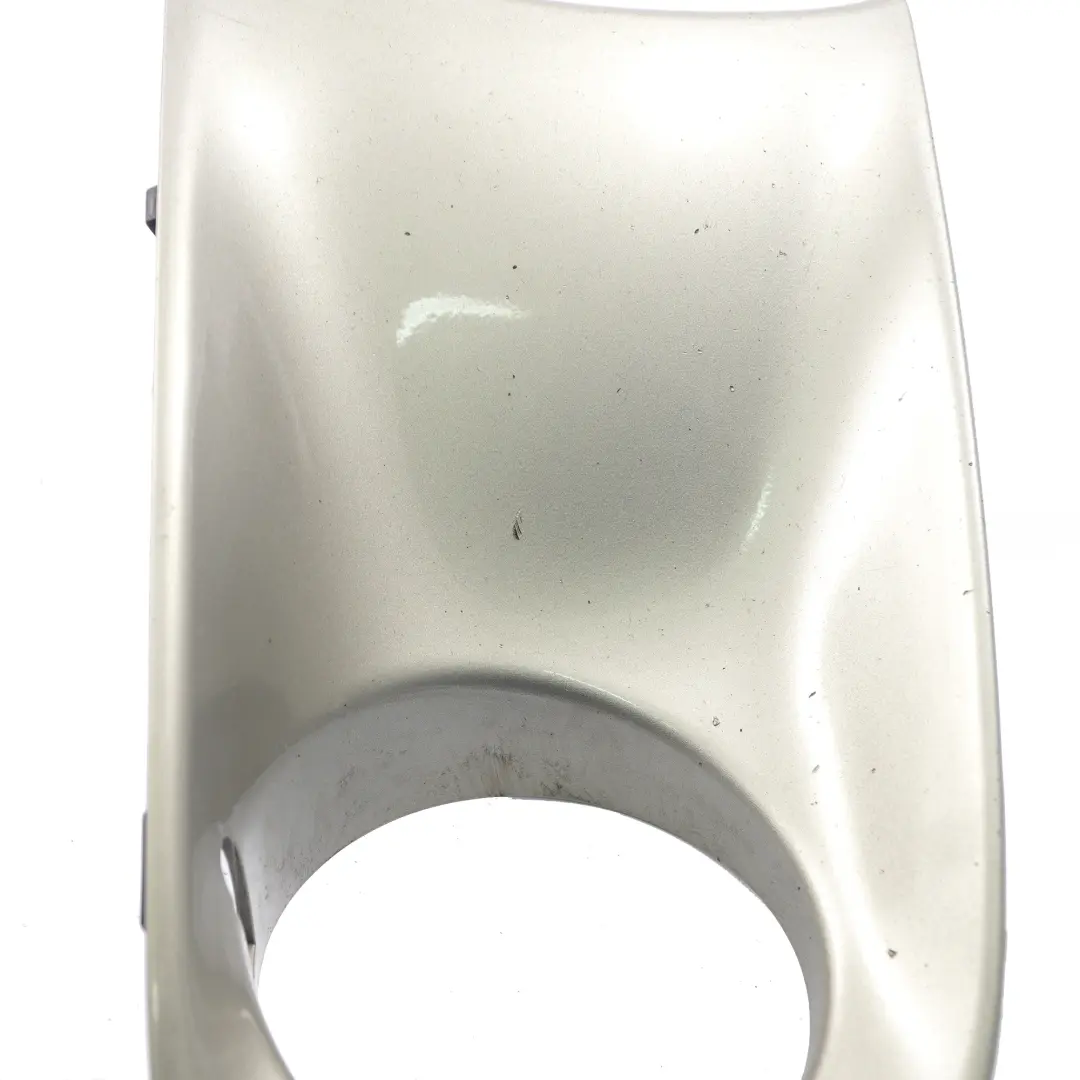 Pannello Paraurti Anteriore Destro Argento Brillante A60 per Mini Cooper S R55 R56 con numero di parte 0430244 Mini Cooper S R55 R56 Pannello Paraurti Anteriore Destro Argento Brillante A60 - SKU 0430244-SS1 - Numero di parte 0430244