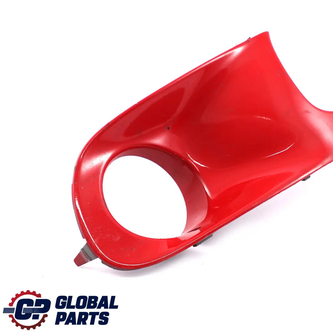 Embellecedor Parachoques Delantero Izquierdo Chili Red para Mini Cooper S R55 R56 con número de pieza 2751563 Mini Cooper S R55 R56 Embellecedor Parachoques Delantero Izquierdo Chili Red - SKU 0430245-CHRED2 - Número de pieza 2751563