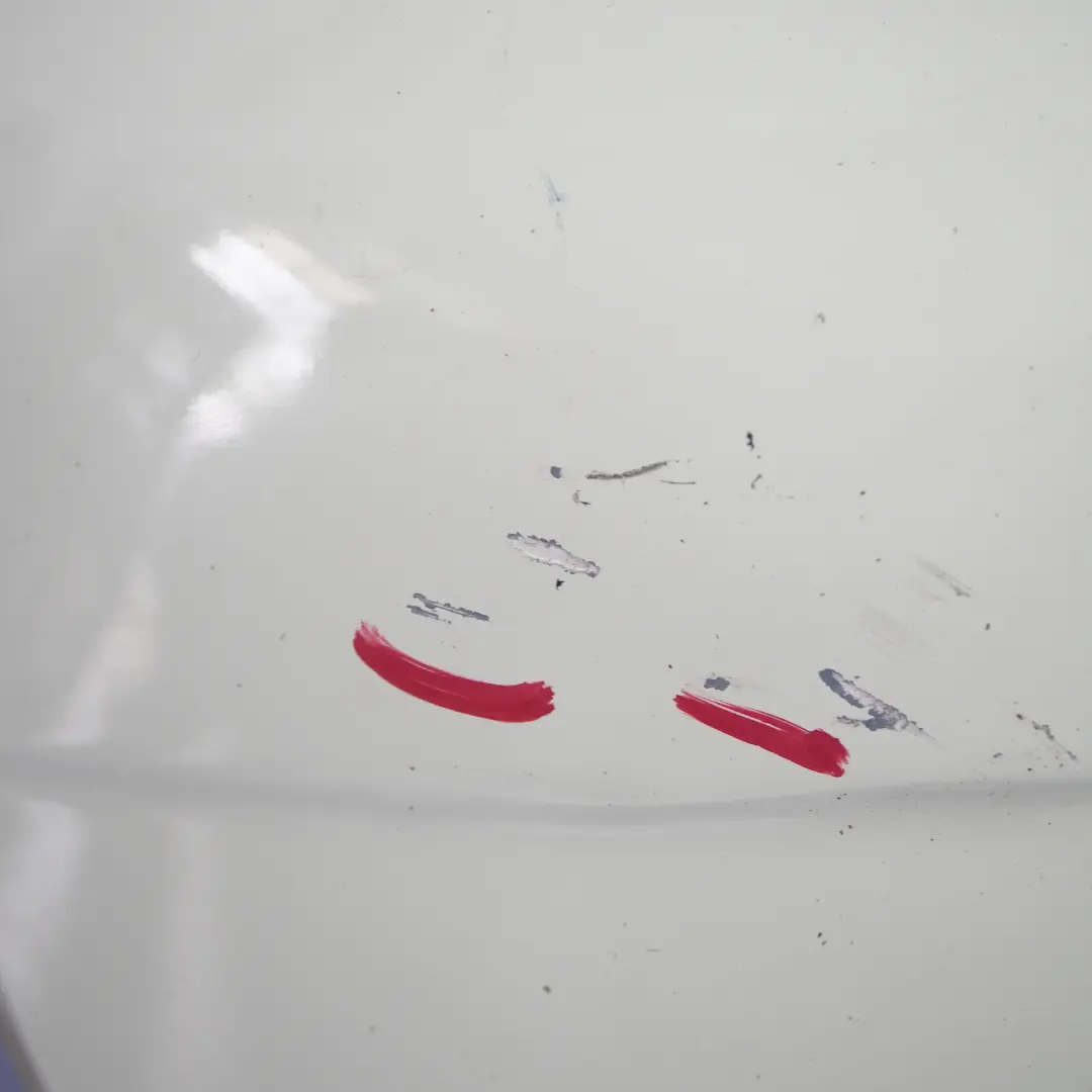 Hintere Stoßstangenverkleidung Blende Pepper White - 850 für Mini Cooper R56 R57 mit Teilenummer 0430249 Mini Cooper R56 R57 Hintere Stoßstangenverkleidung Blende Pepper White - 850 - SKU 0430249-PW4 - Teilenummer 0430249