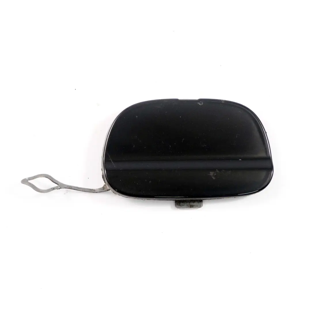 Tapa Argolla Remolque Parachoques Trasero Derecho Midnight Black para Mini R56 con número de pieza 0430257 Mini R56 Tapa Argolla Remolque Parachoques Trasero Derecho Midnight Black - SKU 0430257-MNB - Número de pieza 0430257