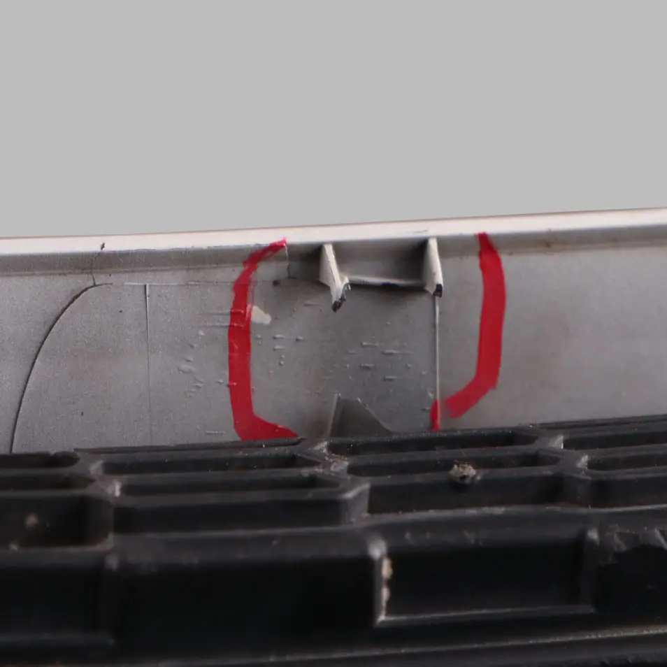 Inlet Grille Bonnet Hood White to BMW Mini Cooper R55 R56 R57 Air with Part number 2751736 BMW Mini Cooper R55 R56 R57 Air Inlet Grille Bonnet Hood White - SKU 0430302-WHI - Part number 2751736