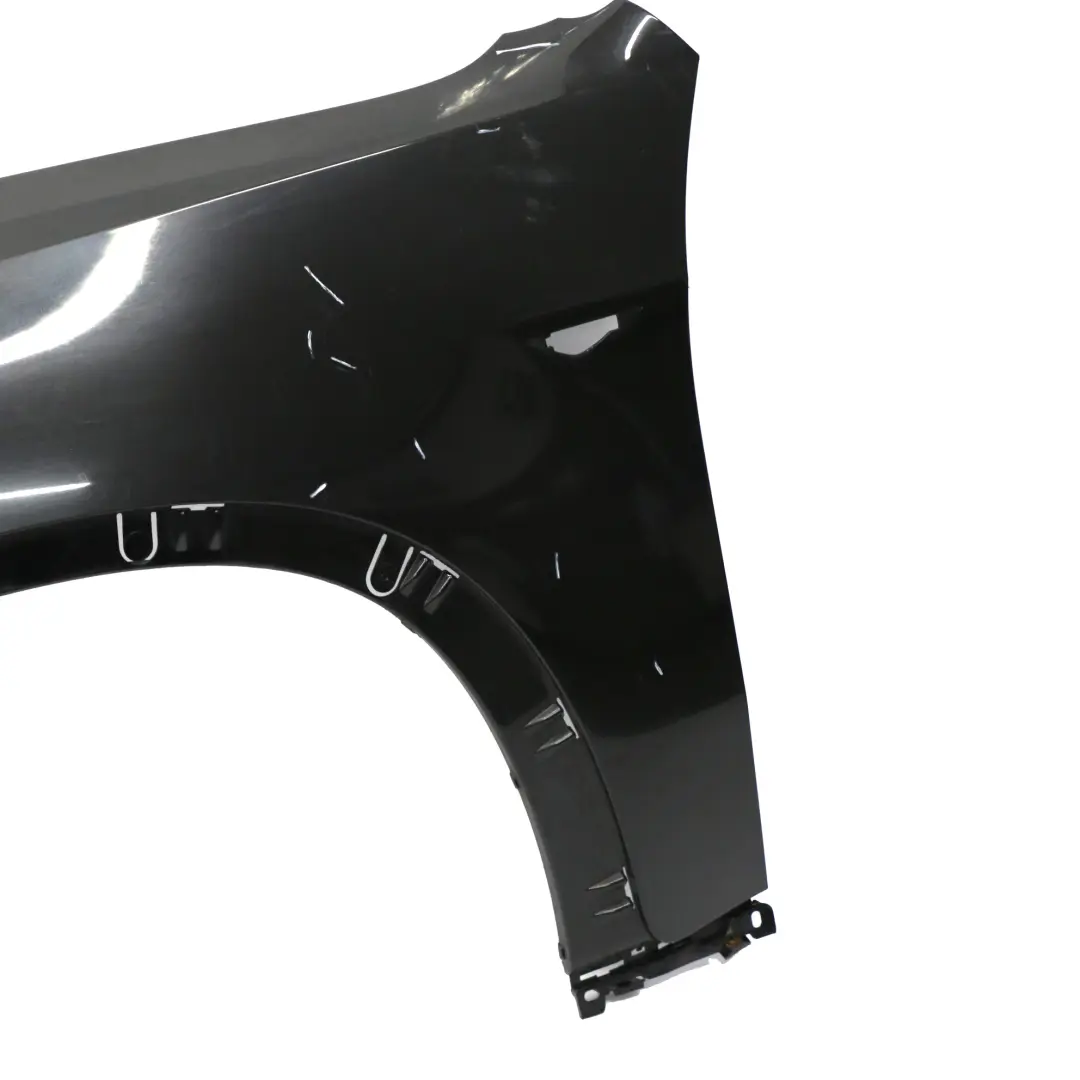 Błotnik Lewy Przedni Black Sapphire Czarny Metalik - 475 do BMW X5 E70 o numerze 0430321 BMW X5 E70 Błotnik Lewy Przedni Black Sapphire Czarny Metalik - 475 - SKU 0430321-BS3 - Numer Części 0430321