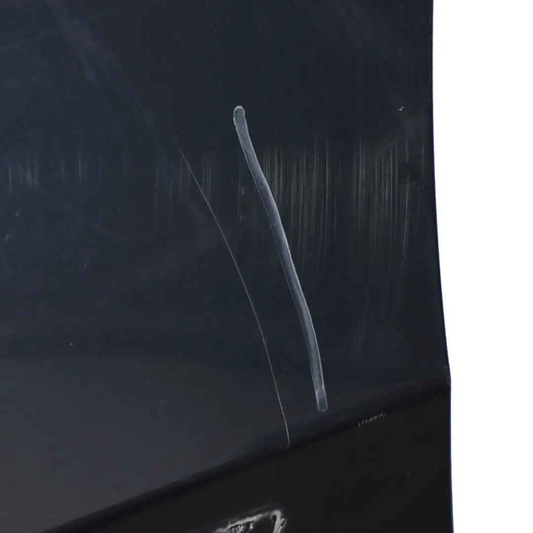 Błotnik Lewy Przedni Czarny Carbonschwarz Metallic - 416 do BMW X5 E70 o numerze 0430321 BMW X5 E70 Błotnik Lewy Przedni Czarny Carbonschwarz Metallic - 416 - SKU 0430321-CAR - Numer Części 0430321