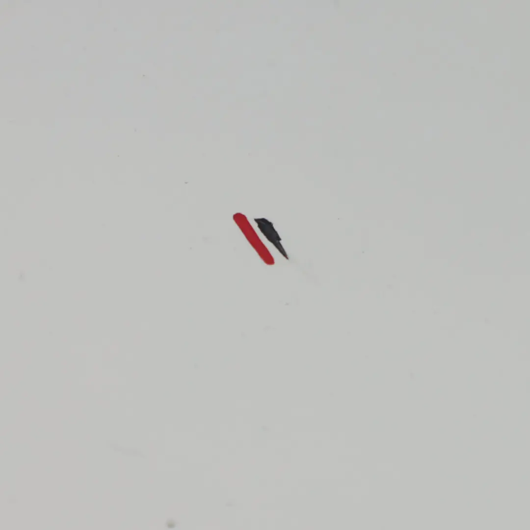 Coperchio bagagliaio Spoiler posteriore Alpine Bianco - 300 per BMW X5 E70 con numero di parte 0430325 BMW X5 E70 Coperchio bagagliaio Spoiler posteriore Alpine Bianco - 300 - SKU 0430325-AW - Numero di parte 0430325