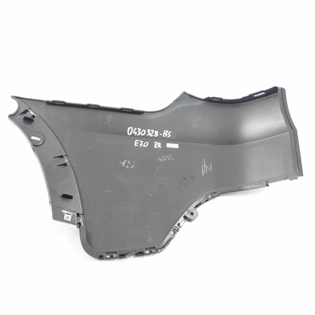 Trasero Derecho Parachoques Esquina Cubierta Lado Negro Zafiro - 475 para BMW X5 E70 con número de pieza 0430328-BS BMW X5 E70 Trasero Derecho Parachoques Esquina Cubierta Lado Negro Zafiro - 475 - SKU 0430328-BS - Número de pieza 0430328-BS