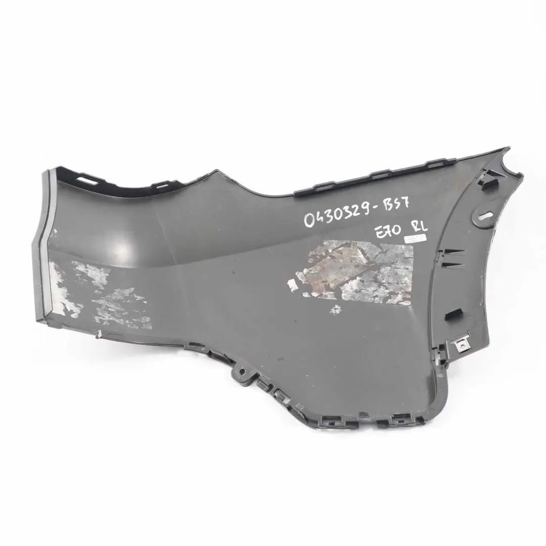 Pare-chocs Arriere Gauche Black Sapphire Noir - 475 pour BMW X5 E70 à propos du numéro de pièce 0430329 BMW X5 E70 Pare-chocs Arriere Gauche Black Sapphire Noir - 475 - SKU 0430329-BS7 - Numéro de pièce 0430329