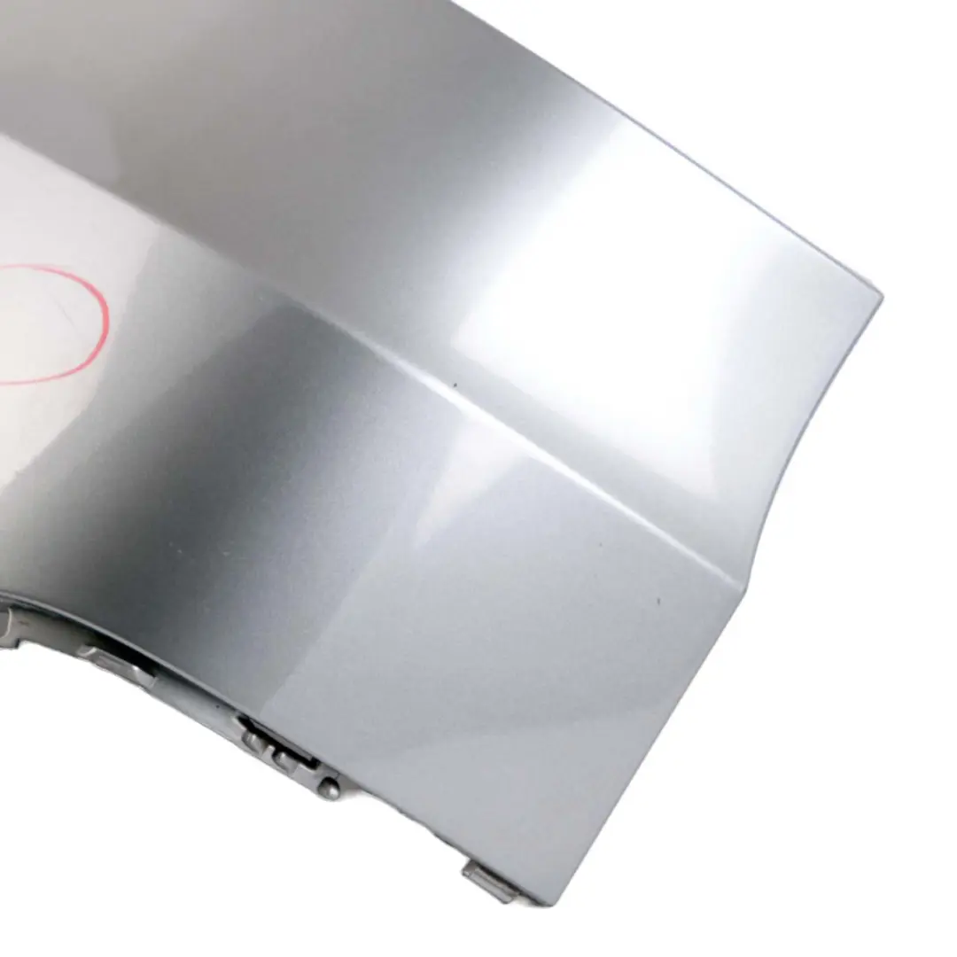 Cache Angle Latéral Pare-Chocs Arrière Gauche Gris Sidéral - A52 pour BMW X5 E70 à propos du numéro de pièce 0430329 BMW X5 E70 Cache Angle Latéral Pare-Chocs Arrière Gauche Gris Sidéral - A52 - SKU 0430329-SCG - Numéro de pièce 0430329