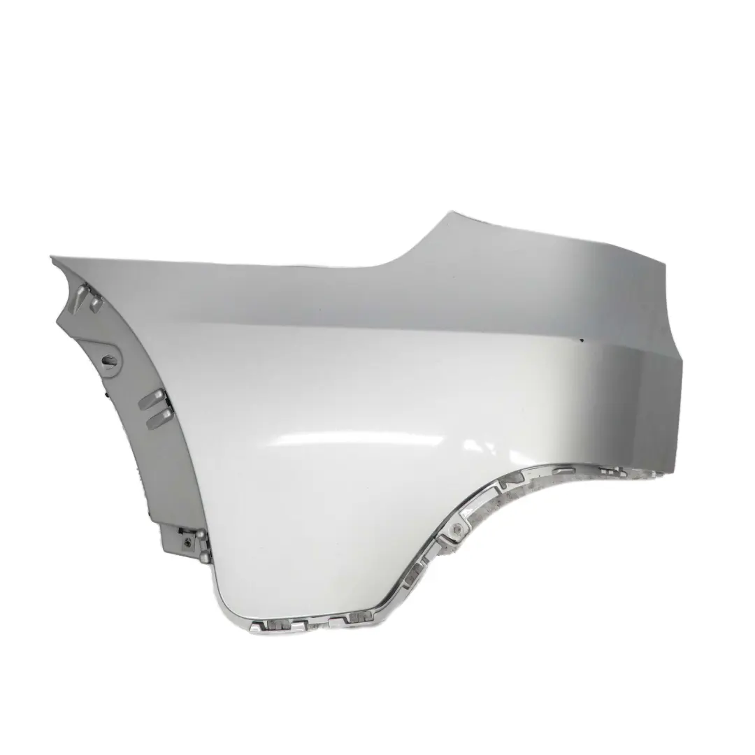 Parachoques Esquina Izquierda Embellecedor Lateral Titan Silver para BMW X5 E70 con número de pieza 0430329 BMW X5 E70 Parachoques Esquina Izquierda Embellecedor Lateral Titan Silver - SKU 0430329-TS1 - Número de pieza 0430329
