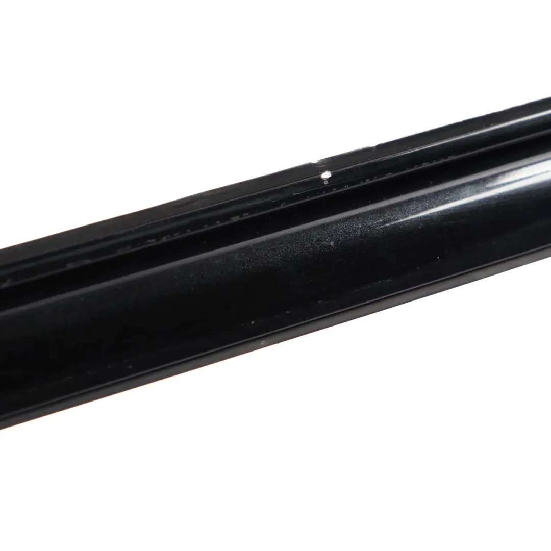 Techo derecho Railing Moldura Tira Negro Zafiro - 475 para BMW X5 E70 con número de pieza 0430332 BMW X5 E70 Techo derecho Railing Moldura Tira Negro Zafiro - 475 - SKU 0430332-BS - Número de pieza 0430332