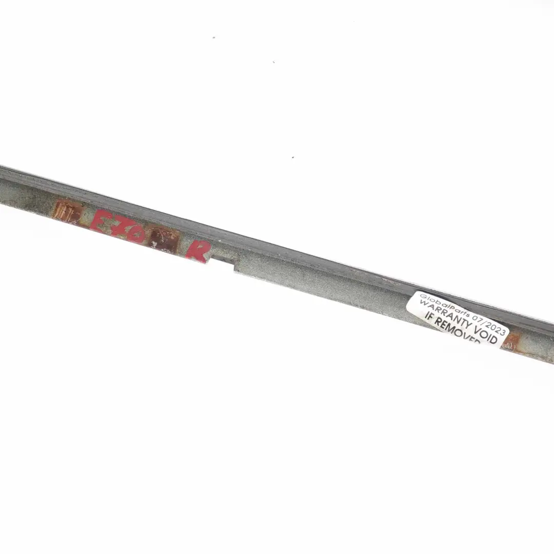 Windschutzscheibenleiste vorne rechts Tropfleiste Titan Silber 475 für BMW X5 E70 mit Teilenummer 0430334 BMW X5 E70 Windschutzscheibenleiste vorne rechts Tropfleiste Titan Silber 475 - SKU 0430334-TS - Teilenummer 0430334