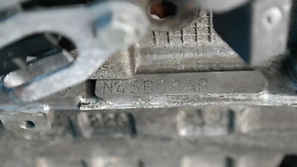 Gasolina N45 Motor desnudo N45B16A Nueva Engaraje de Distribucion para BMW E87 116i con número de pieza 0430922 BMW E87 116i Gasolina N45 Motor desnudo N45B16A Nueva Engaraje de Distribucion - SKU 0430922-2 - Número de pieza 0430922