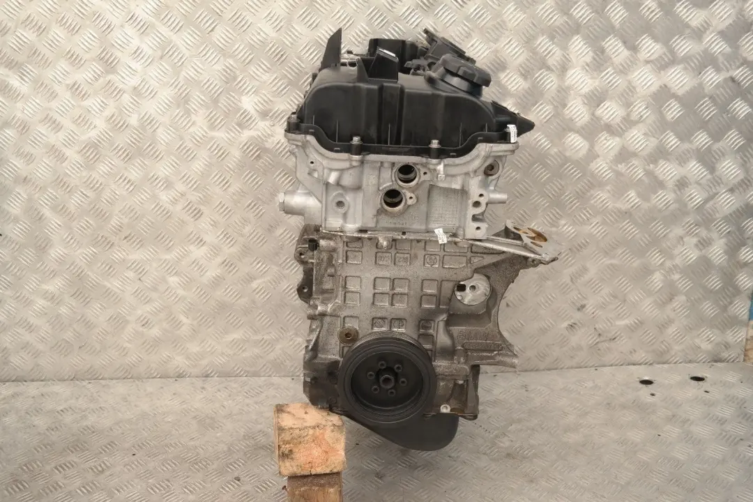 122KM Silnik Goły Słupek N43B16AA N43B16A do BMW E81 E87 LCI E90 E91 116i 316i o numerze 0439140 BMW E81 E87 LCI E90 E91 116i 316i 122KM Silnik Goły Słupek N43B16AA N43B16A - SKU 0439140 - Numer Części 0439140