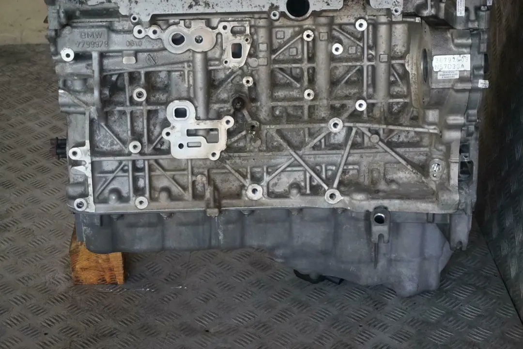 BMW E90 E91 LCI E92 325d 330d N57 Nudo Motore N57D30A 128 000km GARANZIA - SKU 0442930 - Numero di parte 0442930