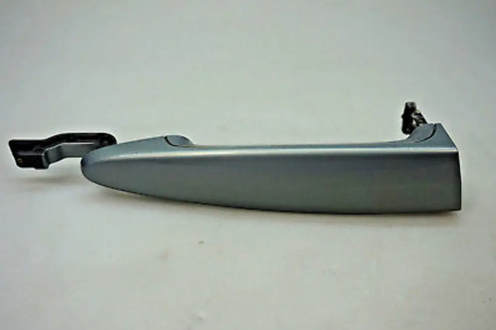 BMW 3 SERIES E90 E91 E92 E93 Grab Handle Right Door Rear O/S - SKU 0445182-AM1 - Part number 51210445182
