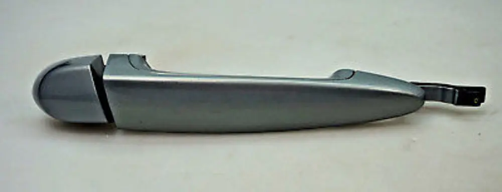 Grab Handle Right Door Rear O/S to BMW 3 SERIES E90 E91 E92 E93 with Part number 51210445182 BMW 3 SERIES E90 E91 E92 E93 Grab Handle Right Door Rear O/S - SKU 0445182-AM1 - Part number 51210445182