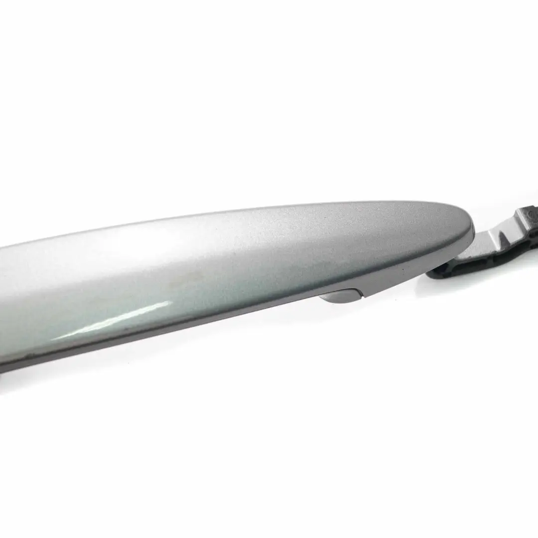 Poignée de Porte Avant Arrière Spacegrau Metallic A52 pour BMW E87 E90 à propos du numéro de pièce 0445182 BMW E87 E90 Poignée de Porte Avant Arrière Spacegrau Metallic A52 - SKU 0445182-SCG-1 - Numéro de pièce 0445182