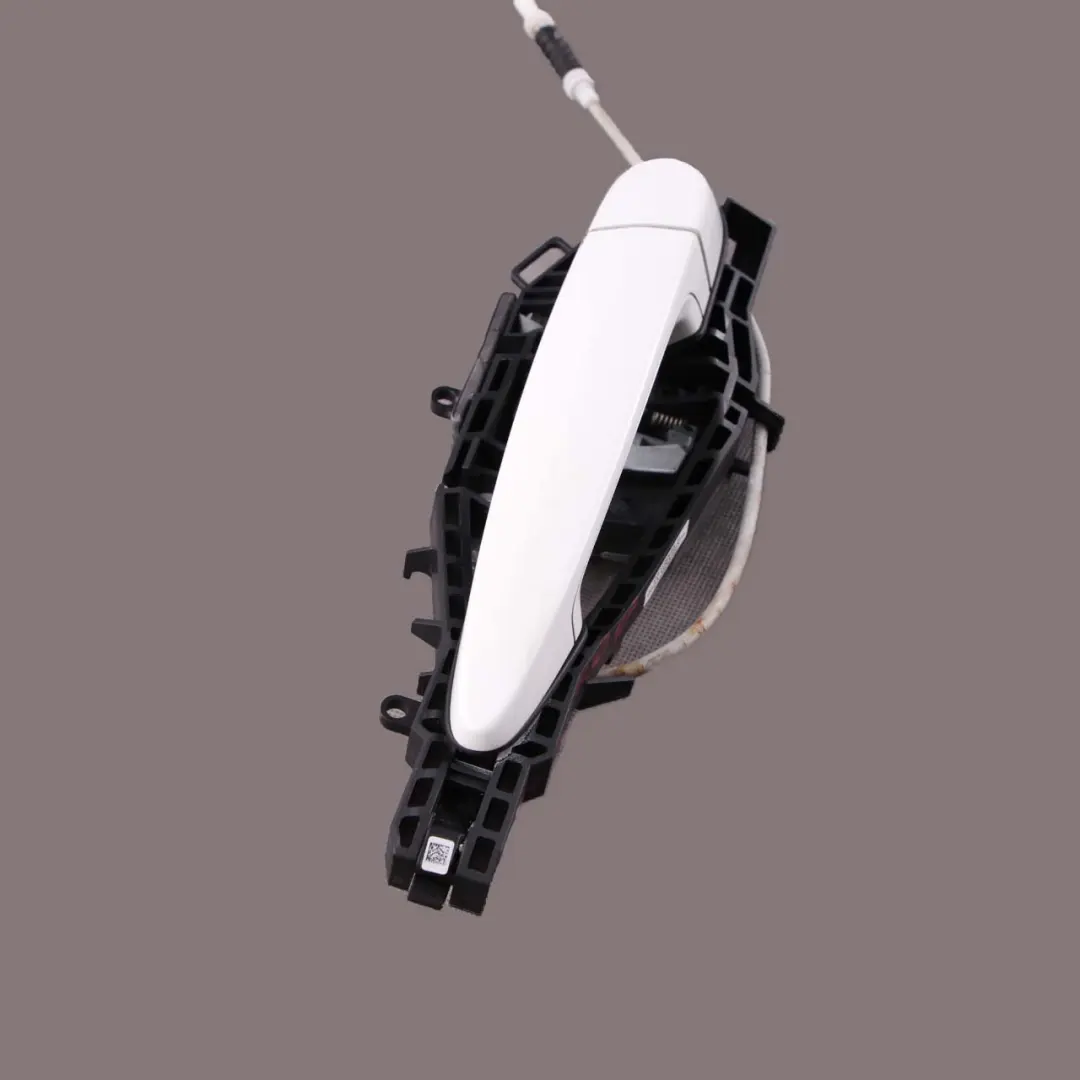 Outside Door Handle Rear Right O/S Alpinweiss Alpine White to BMW 3 Series F30 F31 with Part number 0445184 BMW 3 Series F30 F31 Outside Door Handle Rear Right O/S Alpinweiss Alpine White - SKU 0445184-AW1 - Part number 0445184