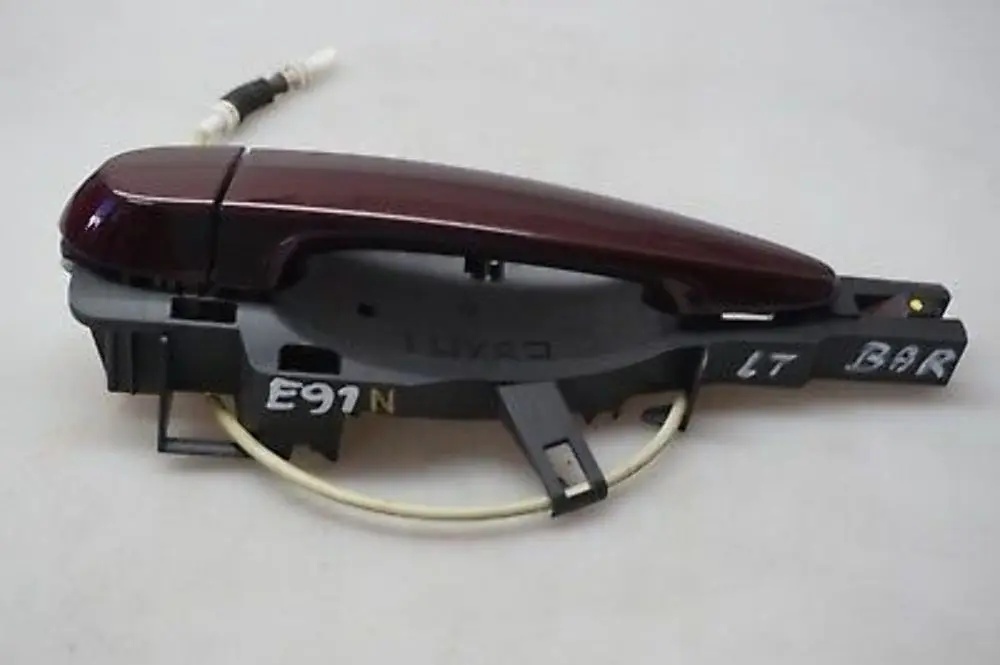 BMW 3 Series E90 E91 Complete Rear Left Grab Handle N/S Barberarot Rot Red A39 - SKU 0445185-BAR - Part number 7060299