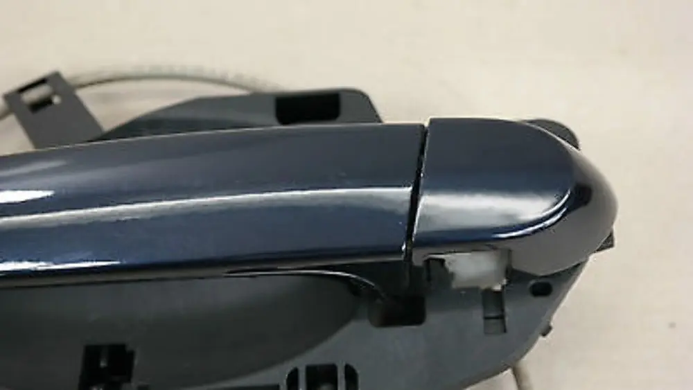 BMW E90 E91 LCI Maniglione Posteriore Sinistro Completo Monacoblau Blu - SKU 0445185-MB - Numero di parte 51227060299 51210445185