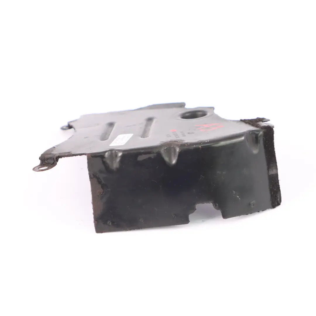 Mittel zahnriemen abdeckung für Volkswagen Golf 4 Audi A3 1.9 TDI mit Teilenummer 045109147A Volkswagen Golf 4 Audi A3 1.9 TDI Mittel zahnriemen abdeckung - SKU 045109147A - Teilenummer 045109147A