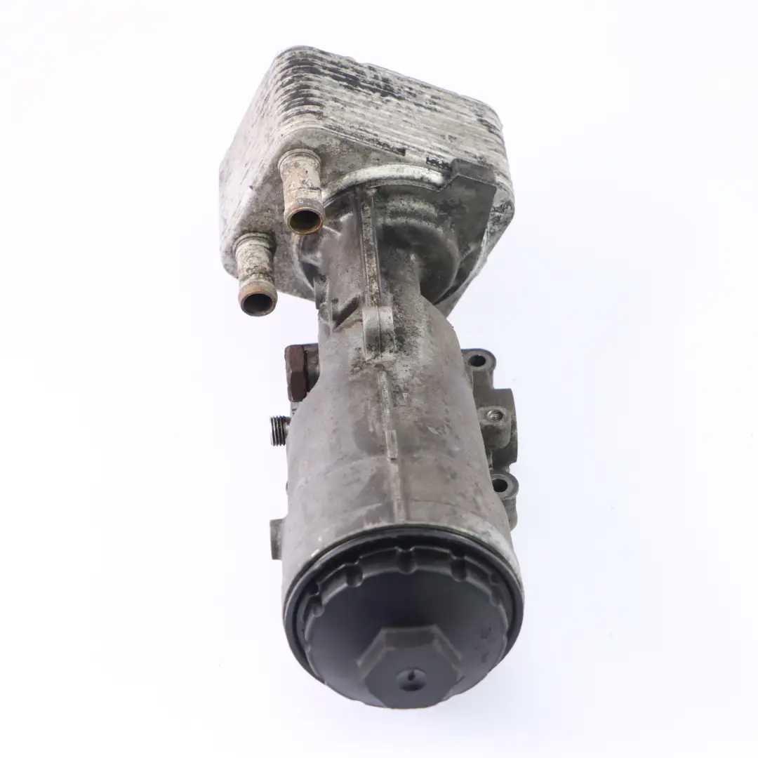 MK5 Audi A3 8P Tdi filtro olio alloggiamento radiatore olio per VW Golf con numero di parte 045115389E VW Golf MK5 Audi A3 8P Tdi filtro olio alloggiamento radiatore olio - SKU 045115389E - Numero di parte 045115389E