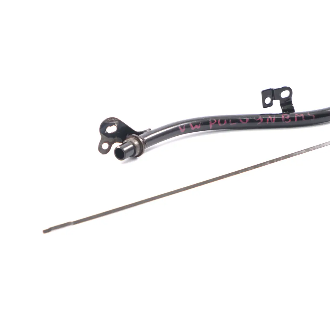 Mk4 1.4 TDI BMS Bagnet Miarka Poziomu Oleju Rurka do VW Polo 9N o numerze 045115629D VW Polo 9N Mk4 1.4 TDI BMS Bagnet Miarka Poziomu Oleju Rurka - SKU 045115629D - Numer Części 045115629D