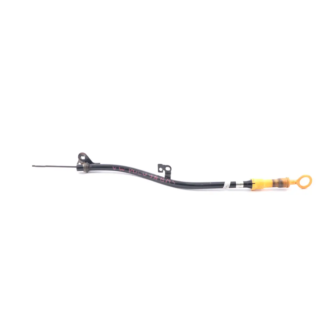 VW Polo 9N Mk4 1.4 TDI BMS Ölpeilstab Füllstand Motorführungsrohr - SKU 045115629D - Teilenummer 045115629D