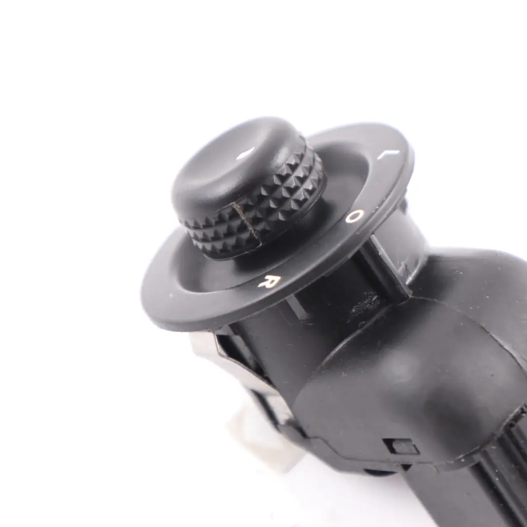  Außenspiegel schalter Ford Fiesta MK7 Connect Steuerung Taste 93BG17B676BB - SKU 04602789AA - Teilenummer 04602789AA