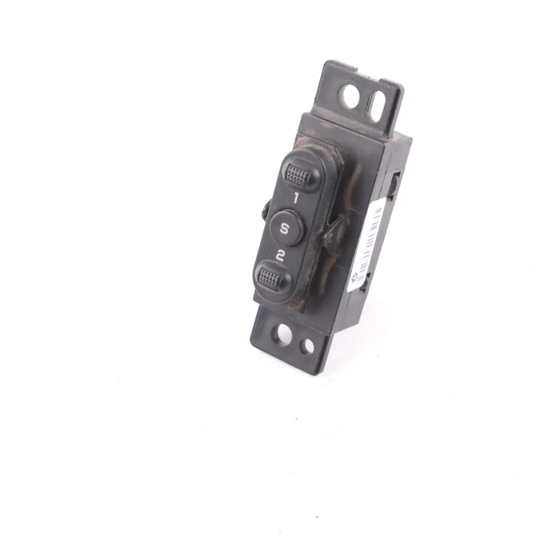 Schalttafel rechts Vordersitz verstellbar Memory A1648704410 für Mercedes ML W164 mit Teilenummer 04685800AA Mercedes ML W164 Schalttafel rechts Vordersitz verstellbar Memory A1648704410 - SKU 04685800AA - Teilenummer 04685800AA