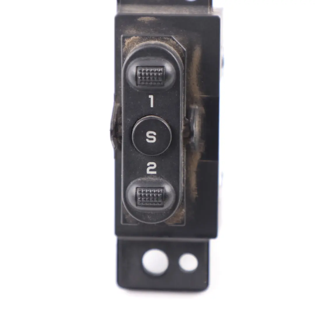 Schalttafel rechts Vordersitz verstellbar Memory A1648704410 für Mercedes ML W164 mit Teilenummer 04685800AA Mercedes ML W164 Schalttafel rechts Vordersitz verstellbar Memory A1648704410 - SKU 04685800AA - Teilenummer 04685800AA