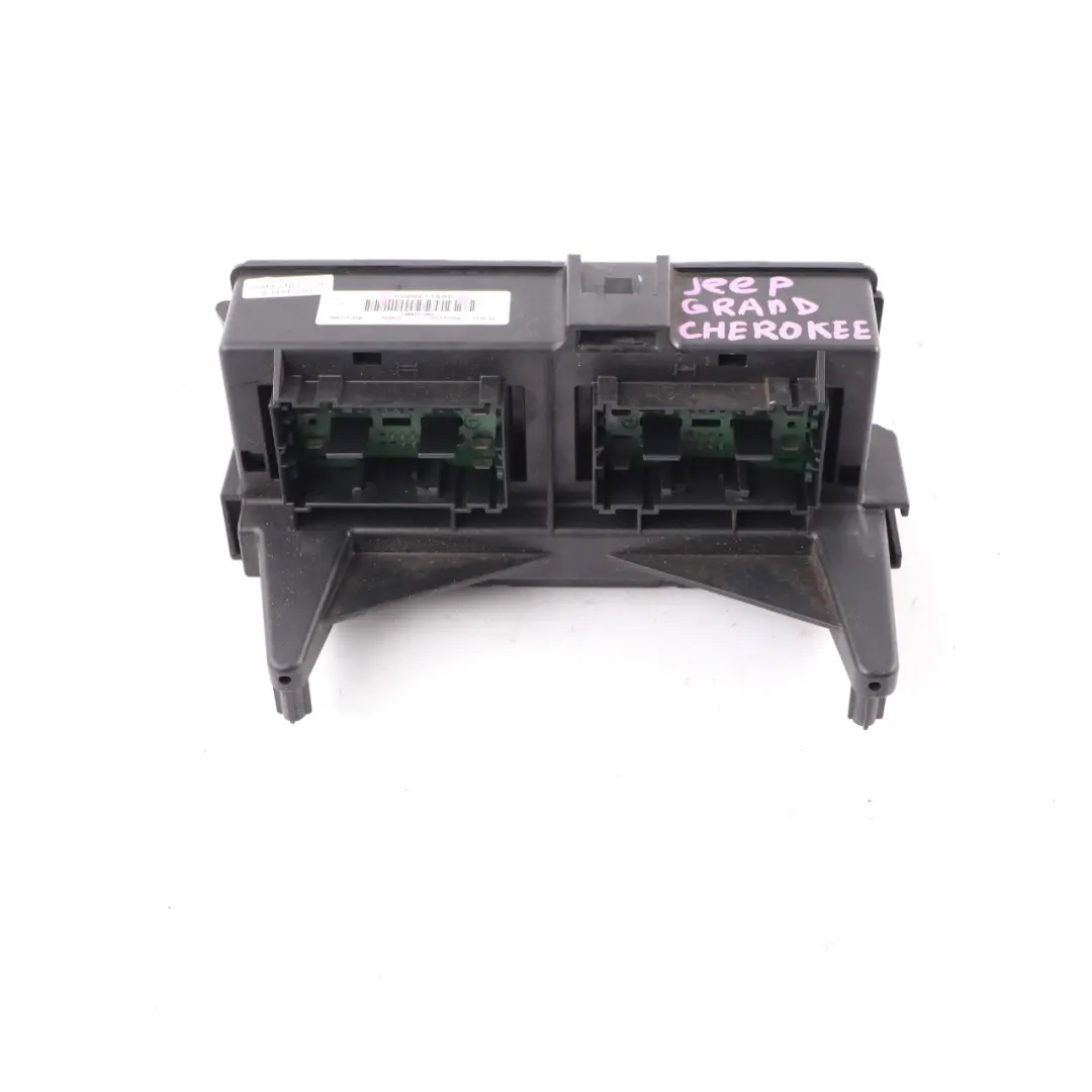 Jeep Grand Cherokee WK Commander XK Fuse Box Relay Control Unit - SKU 04692114AC - Part number 04692114AC