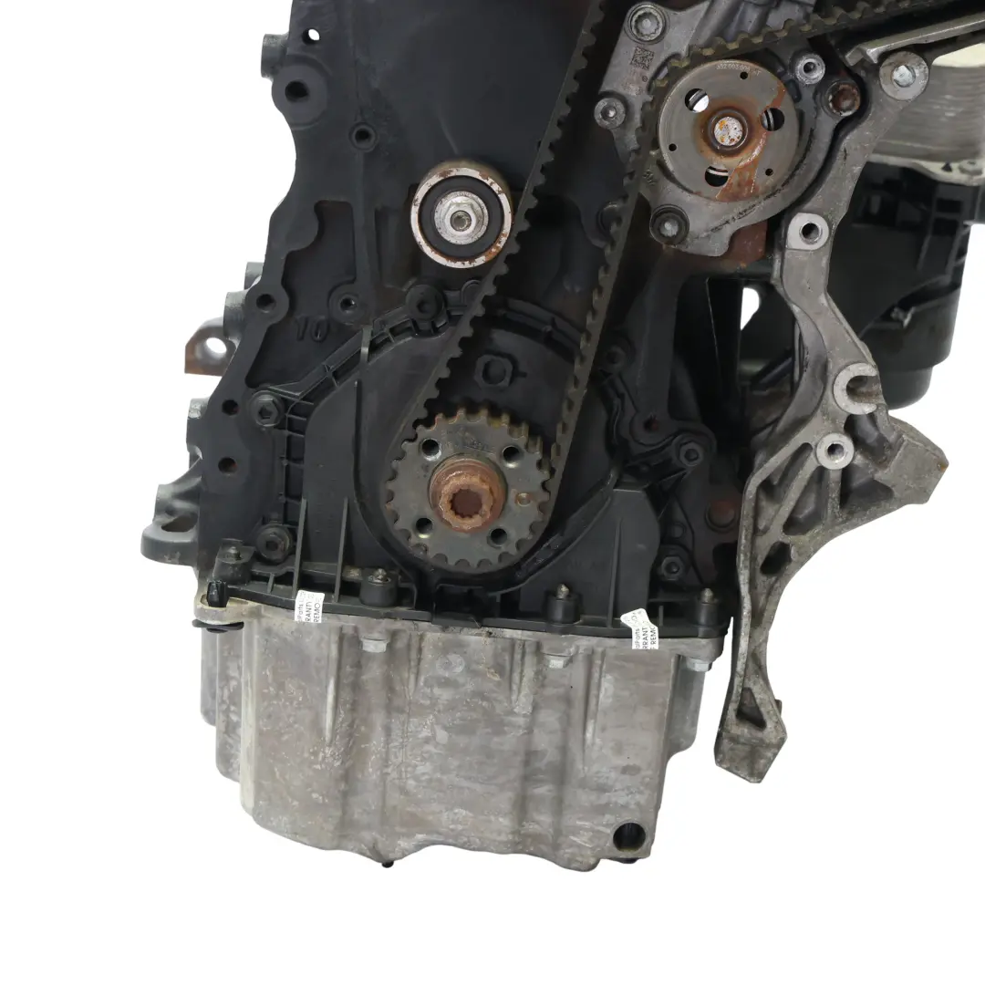 VW Passat B8 Skoda Superb Mk3 Motor Desnudo DCXA 1.6 TDI 120HP 159k km, GARANTÍA - SKU 04L100090H - Número de pieza 04L100090H