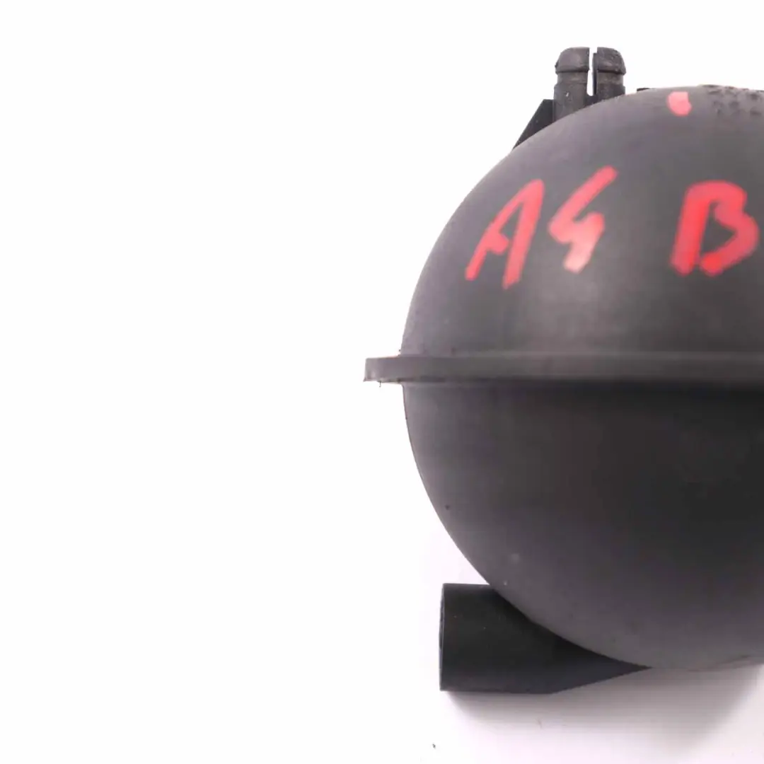 Audi A4 B8 A5 8T 2.0 TDI Diesel Unterdruckbehälter Flasche Tank - SKU 054129808 - Teilenummer 054129808