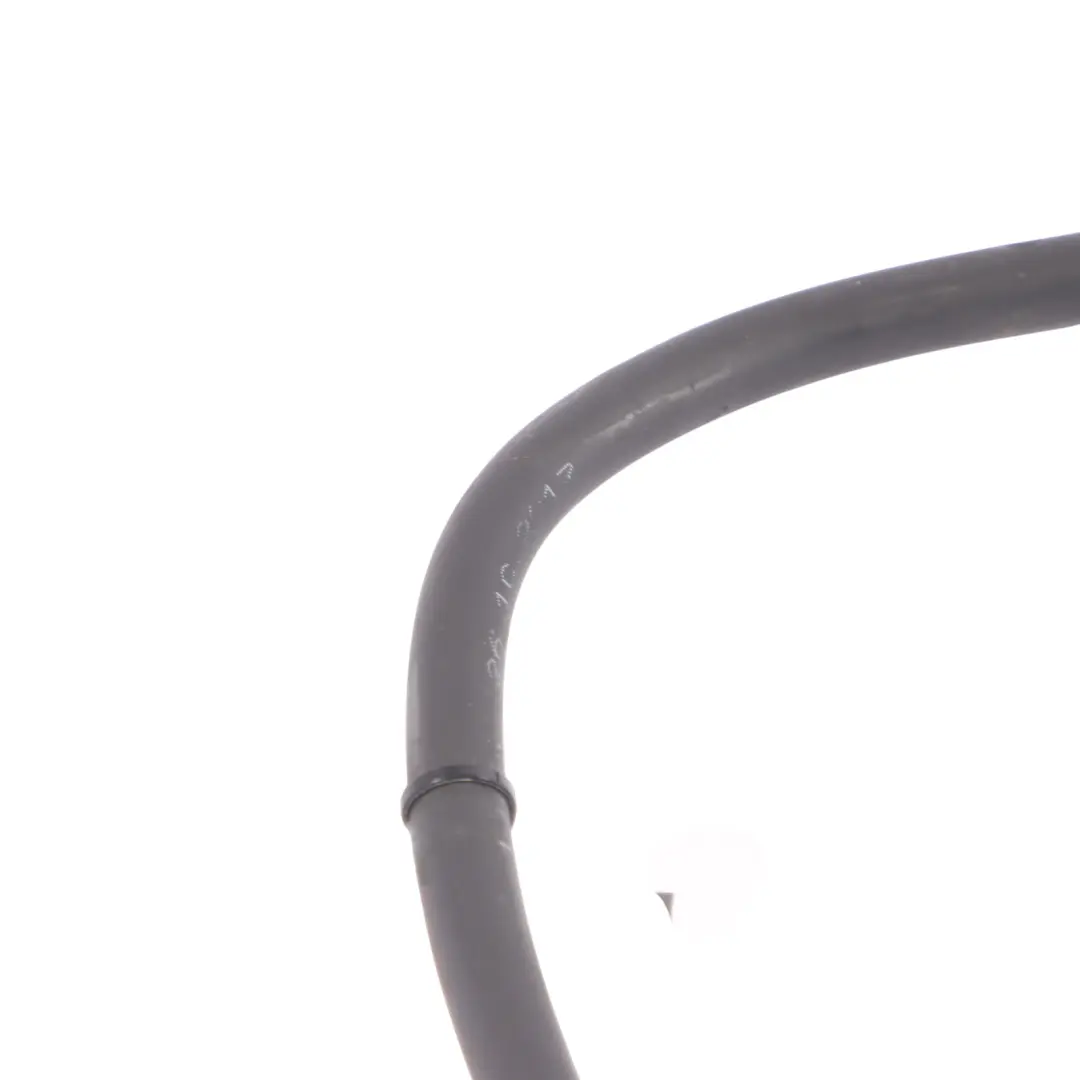 Tubería de combustible Gasolina para Volkswagen VW Golf SV con número de pieza 05E133723D Volkswagen VW Golf SV Tubería de combustible Gasolina - SKU 05E133723D - Número de pieza 05E133723D