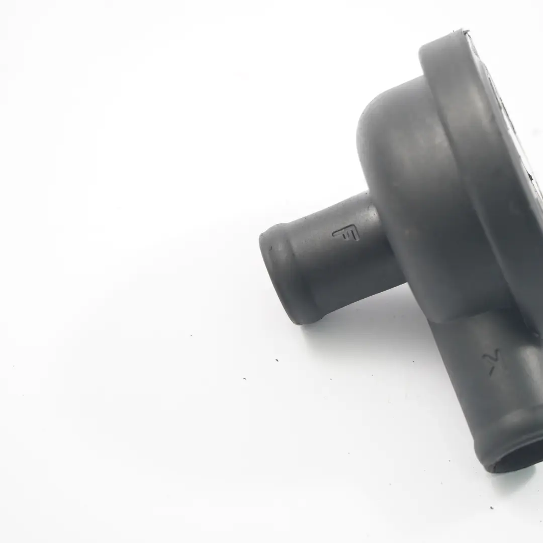 Audi TT 8N 1.8T Motore valvola di sfiato del carter Tubo flessibile - SKU 06A129101A - Numero di parte 06A129101A
