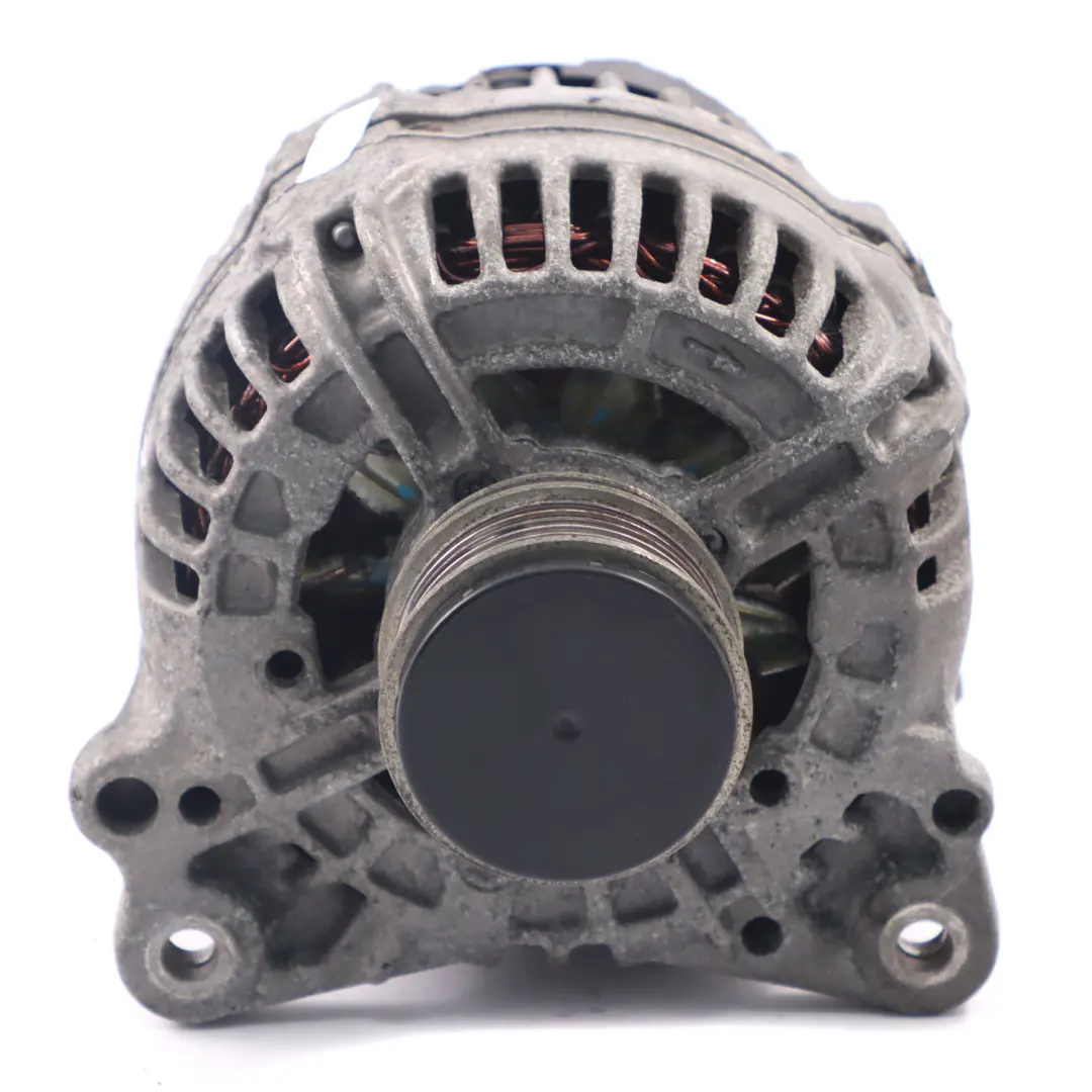 Alternator do Volkswagen Golf 5 Audi A3 8P 1.9 2.0 TDI o numerze 06F903023F Volkswagen Golf 5 Audi A3 8P 1.9 2.0 TDI Alternator - SKU 06F903023F - Numer Części 06F903023F