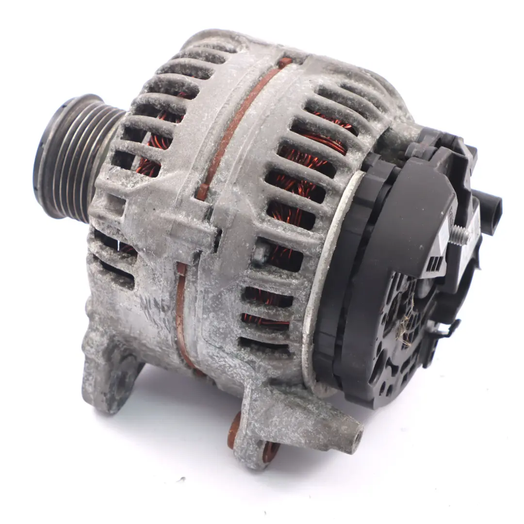 Alternador Generador 2.0 TDI BRE Motor para Audi A4 B7 con número de pieza 06F903023J Audi A4 B7 Alternador Generador 2.0 TDI BRE Motor - SKU 06F903023J - Número de pieza 06F903023J